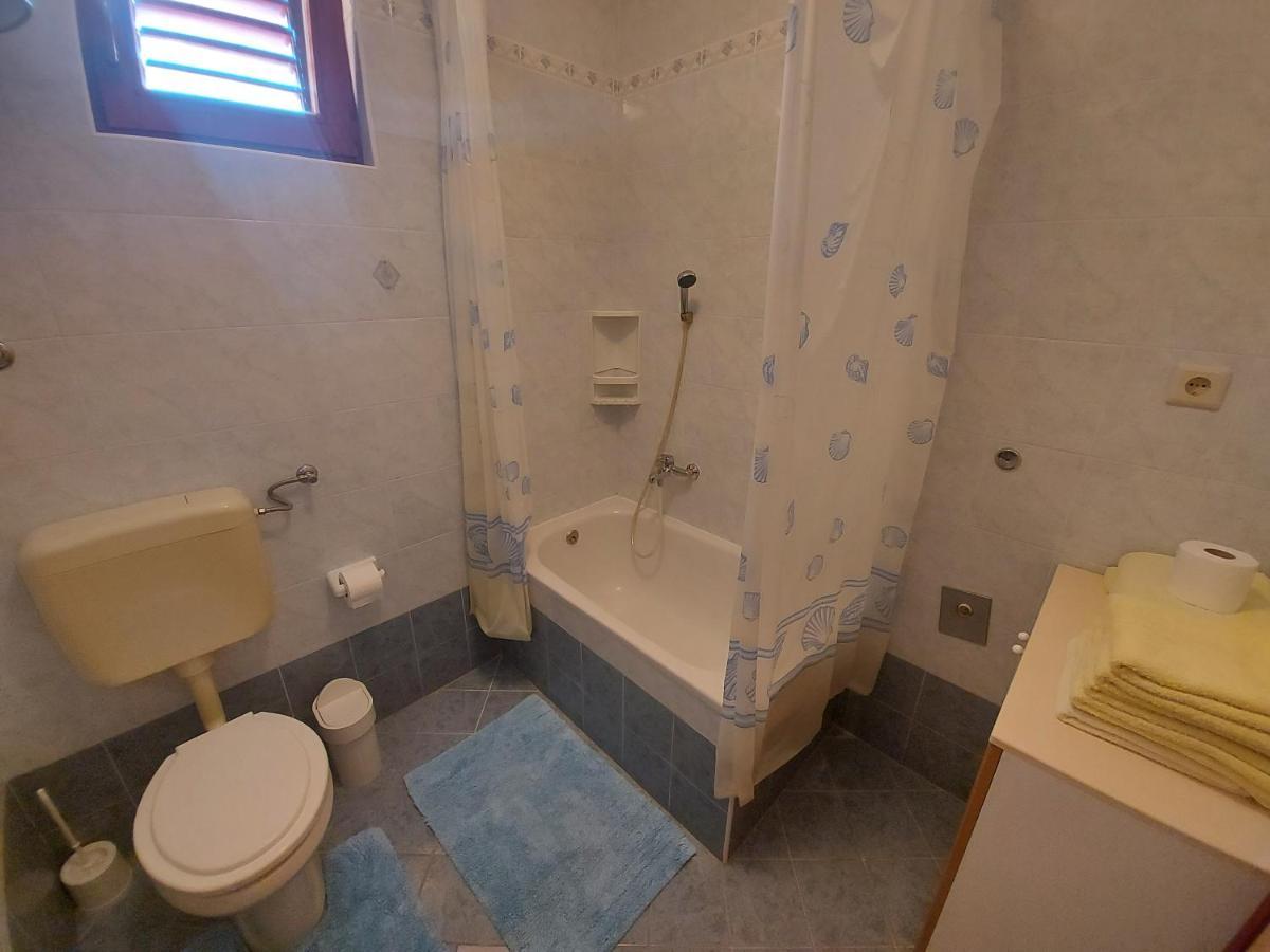 Apartments Elizabeta Draga Bašćanska Extérieur photo