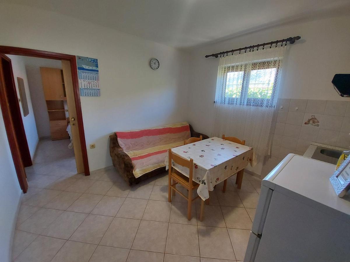Apartments Elizabeta Draga Bašćanska Extérieur photo